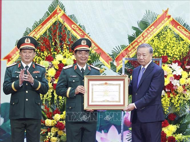 Tổng Bí thư, Chủ tịch nước Tô Lâm Xây dựng Lực lượng vũ trang Quân khu 1 vững mạnh toàn diện