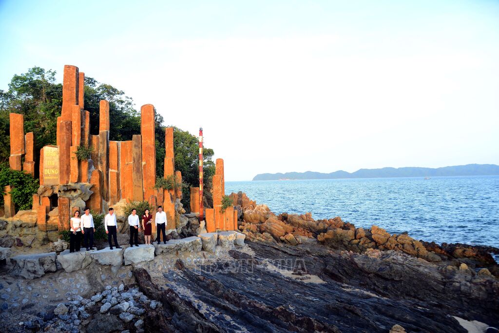 Quảng Ninh làm mới du lịch, tăng tốc chinh phục 22 triệu lượt khách