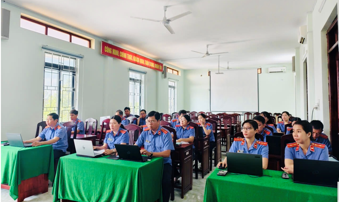 VKSND Khu vực 4 Cần Thơ tổ chức tập huấn ứng dụng trí tuệ nhân tạo AI