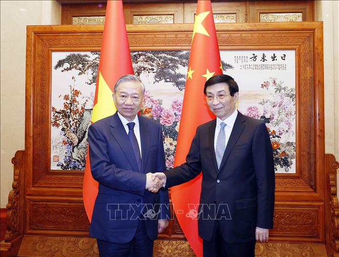 Tổng Bí thư, Chủ tịch nước Tô Lâm hội kiến Chủ tịch Chính hiệp toàn quốc Trung Quốc Vương Hộ Ninh