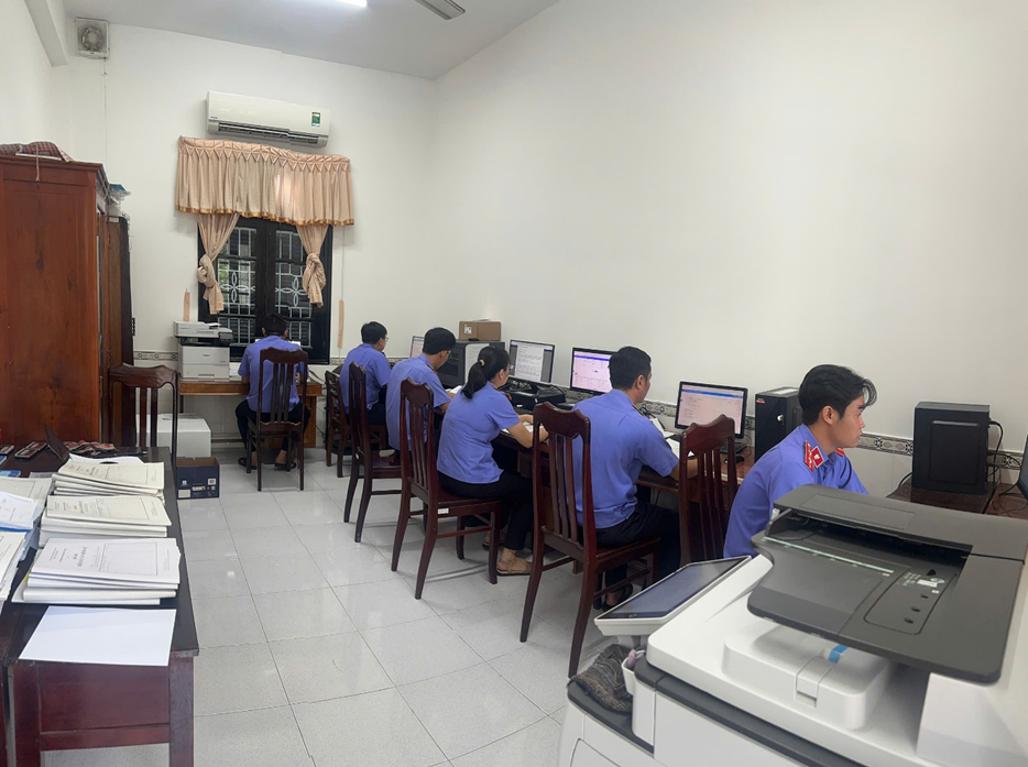 VKSND Khu vực 7 – Vĩnh Long thực hiện “chiến dịch” bổ sung dữ liệu Quản lý án hình sự