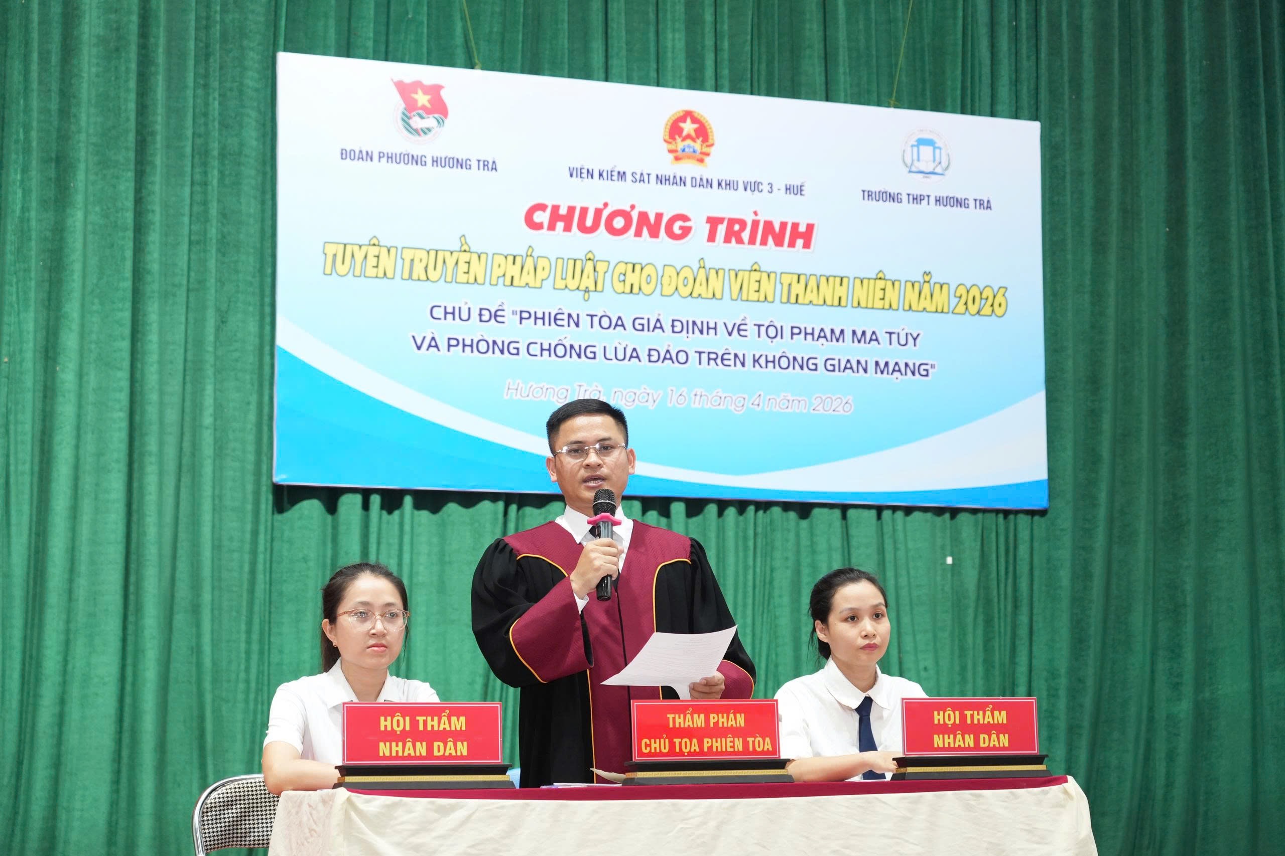 VKSND khu vực 3, TP Huế đẩy mạnh tuyên truyền pháp luật trong trường học