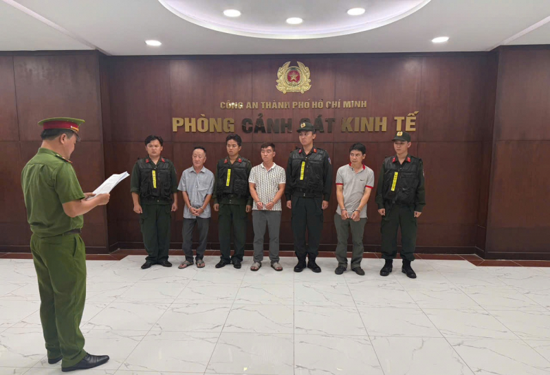 Bắt tạm giam 3 đối tượng sản xuất, buôn bán thuốc đông y giả