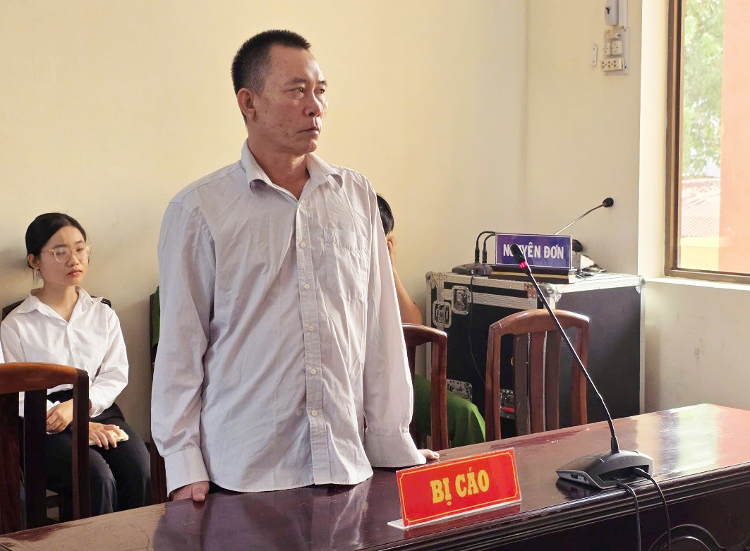 Lãnh 7 năm tù vì tổ chức cho 16 ngư dân xuất cảnh trái phép