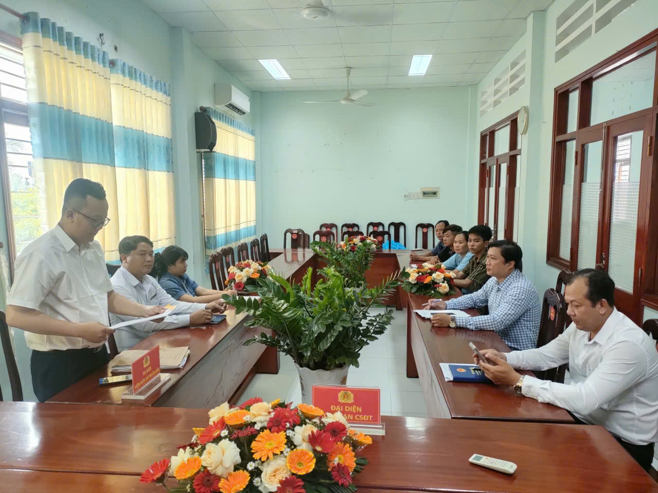 VKSND Khu vực 4 - Đồng Tháp tham gia phiên họp áp dụng biện pháp xử lý chuyển hướng