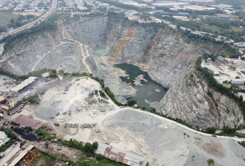 Phê duyệt khu vực không đấu giá quyền khai thác đối với khoáng sản nhóm III