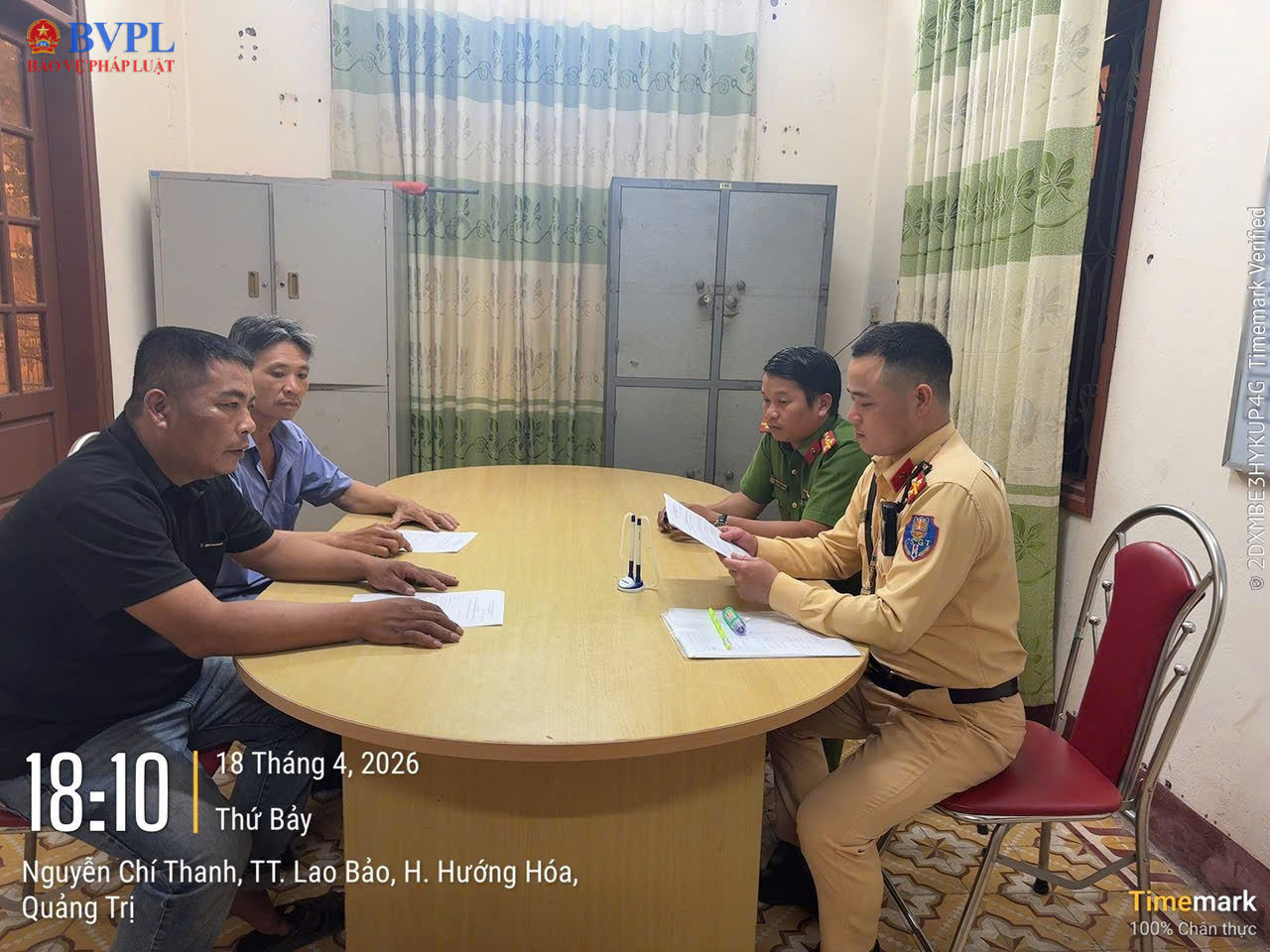 Sau phản ánh của Báo Bảo vệ pháp luật Lập biên bản 4 xe vi phạm, phạt 12 triệu đồng