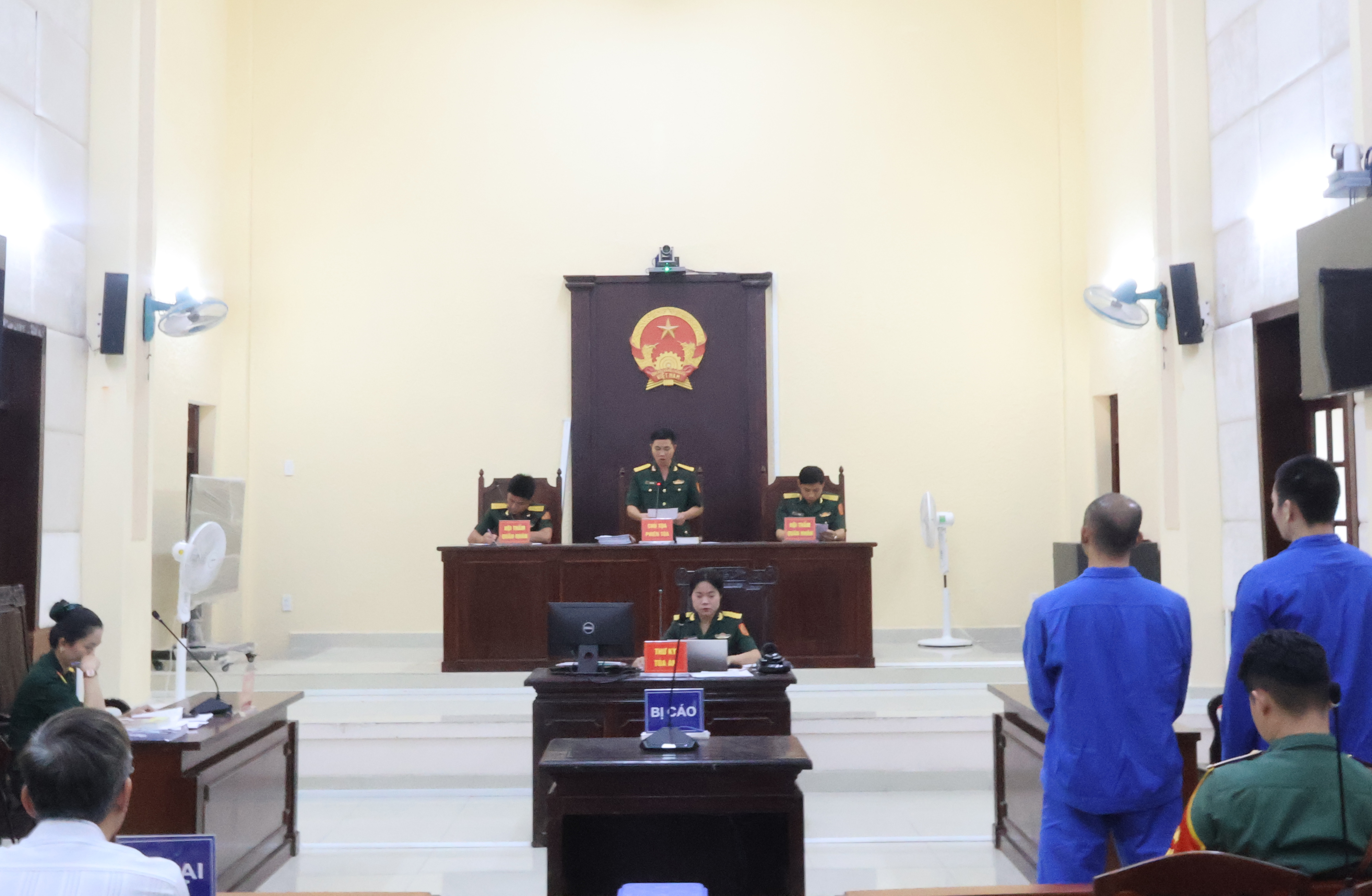 VKS Quân sự Khu vực 72 thực hành quyền công tố, kiểm sát xét xử sơ thẩm vụ án “Trộm cắp tài sản”