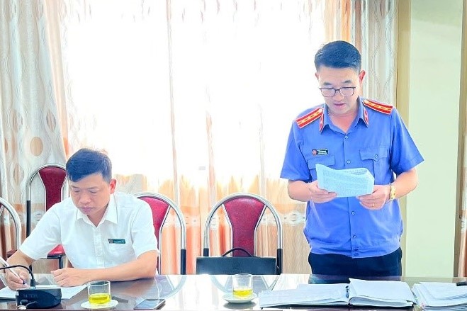 VKSND tỉnh Lai Châu kiểm sát việc xét giảm thời hạn chấp hành án phạt tù dịp 30 4