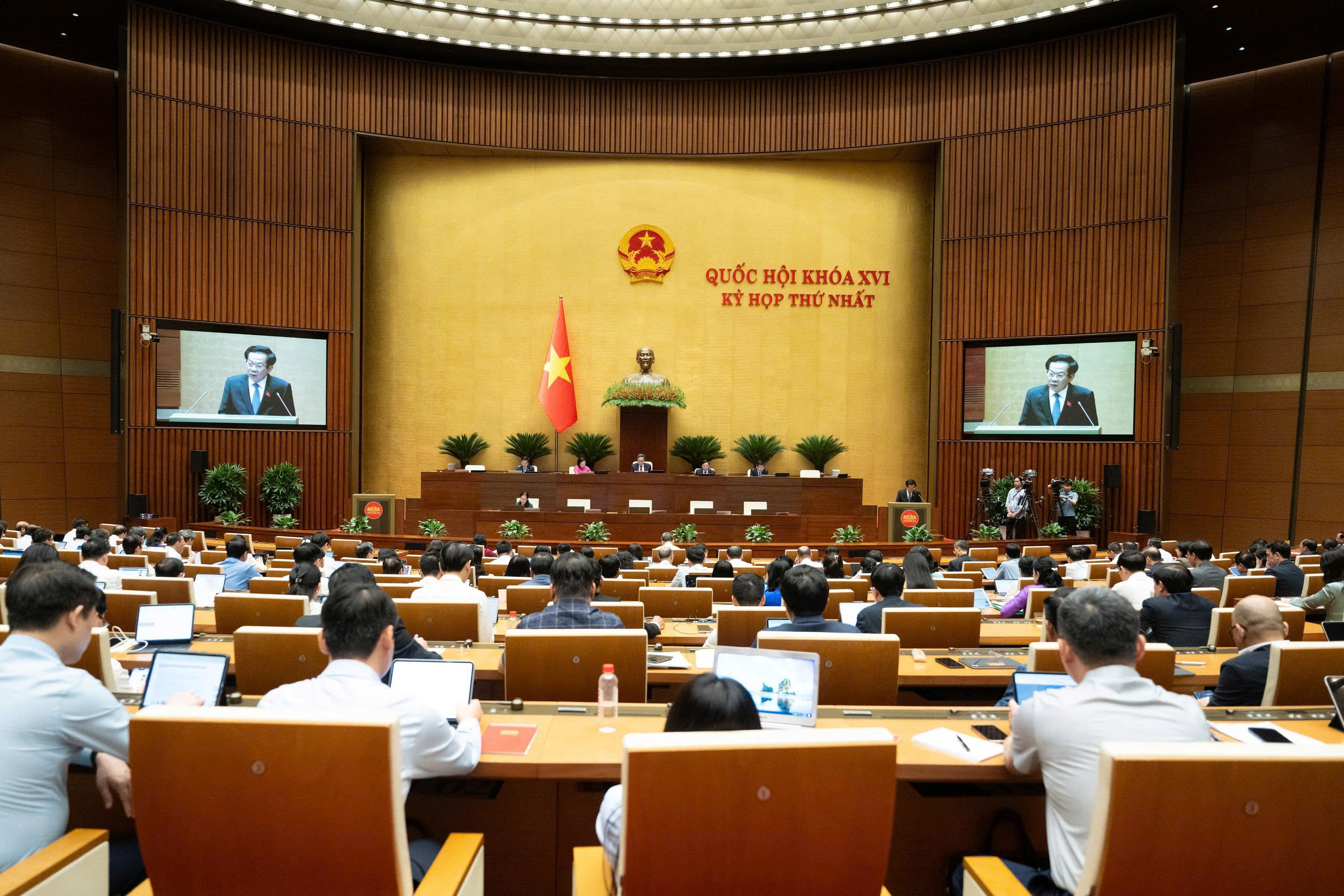 Không khen thưởng nhiều lần, nhiều hình thức cho một thành tích đạt được