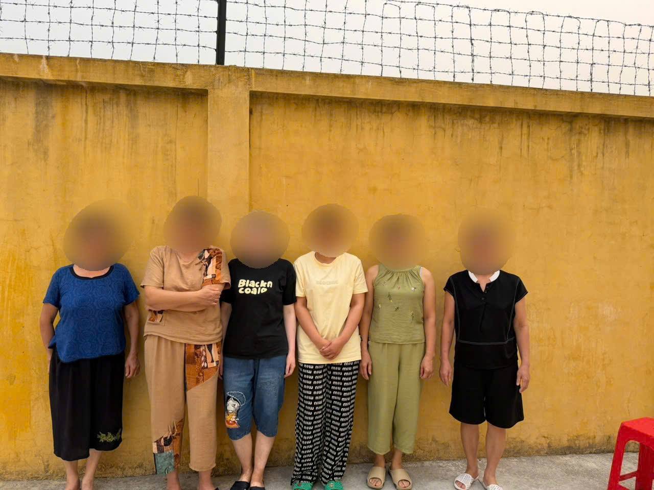 Phê chuẩn khởi tố 7 bị can trong đường dây ghi số lô, đề trái phép quy mô lớn