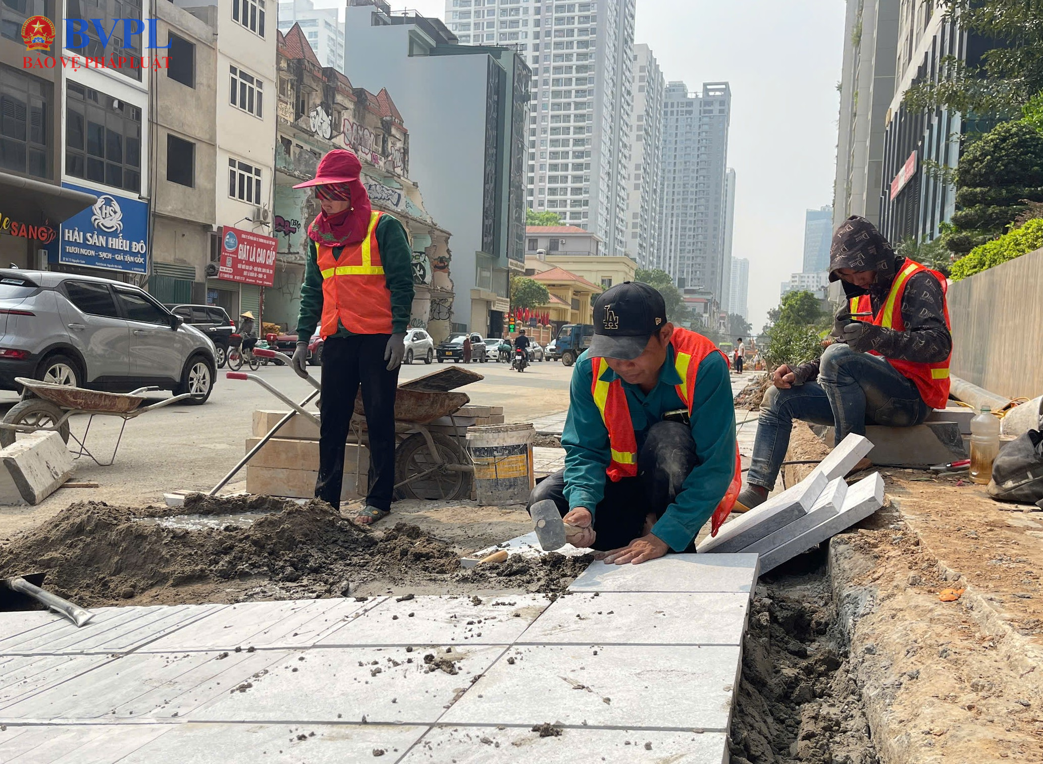 Sau bài phản ánh của Báo Bảo vệ pháp luật, chính quyền phường Thanh Xuân vào cuộc rốt ráo