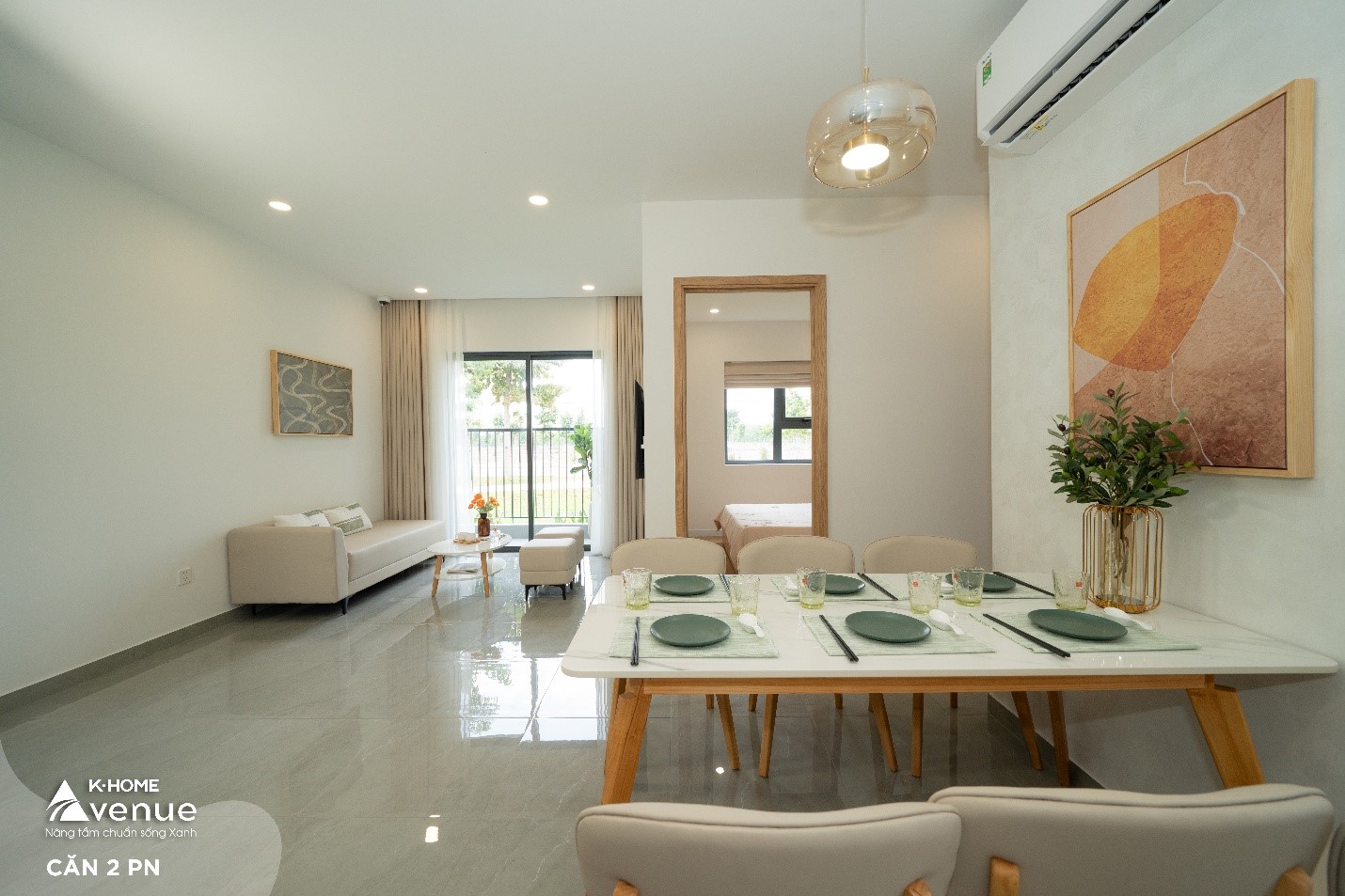 “Chen chân” tham quan căn hộ mẫu K-Home Avenue