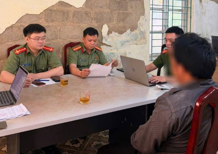 Xử phạt người đàn ông xuyên tạc, xúc phạm lãnh đạo Đảng, Nhà nước