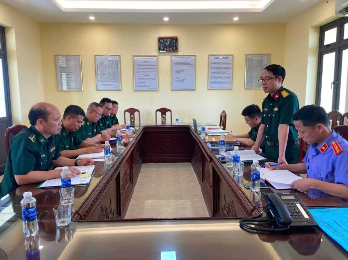 Kiểm sát trực tiếp tại Đồn Biên phòng Cửa khẩu cảng Diêm Điền và Đồn Biên phòng Trà Lý