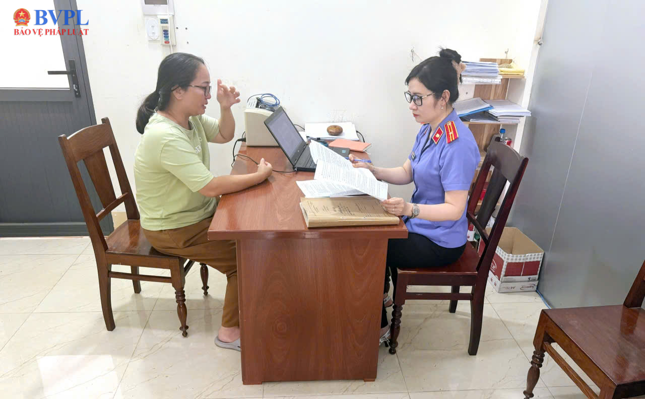 Khởi tố nữ bác sĩ lừa đảo chiếm đoạt hàng trăm triệu đồng