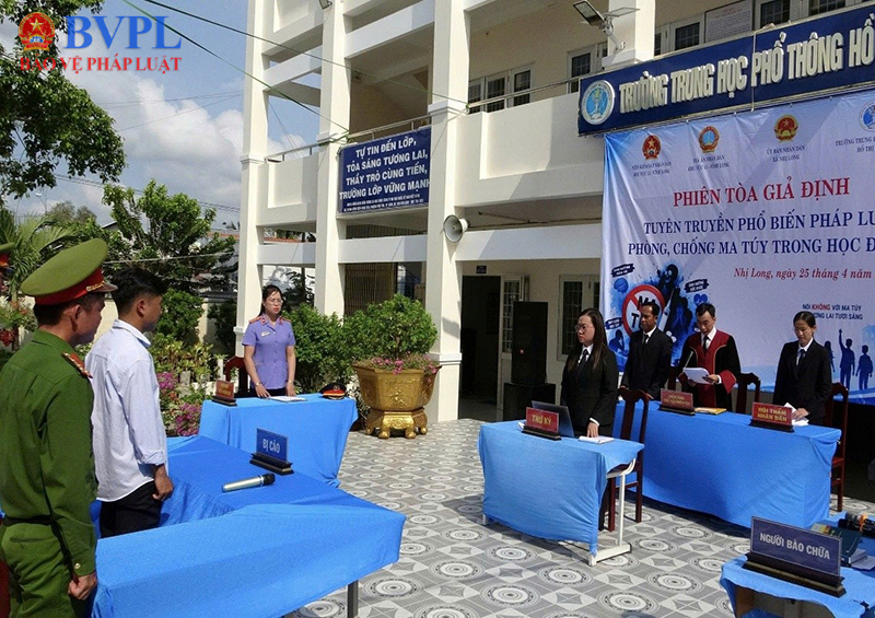 VKSND Khu vực 11 tỉnh Vĩnh Long tổ chức phiên tòa giả định tuyên truyền pháp luật