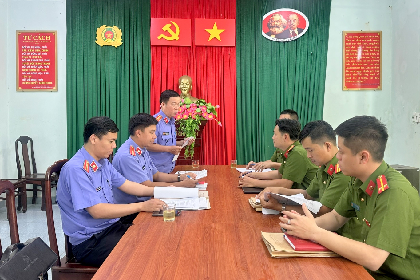 VKSND khu vực 4, TP Huế trực tiếp kiểm sát nguồn tin về tội phạm tại cơ sở