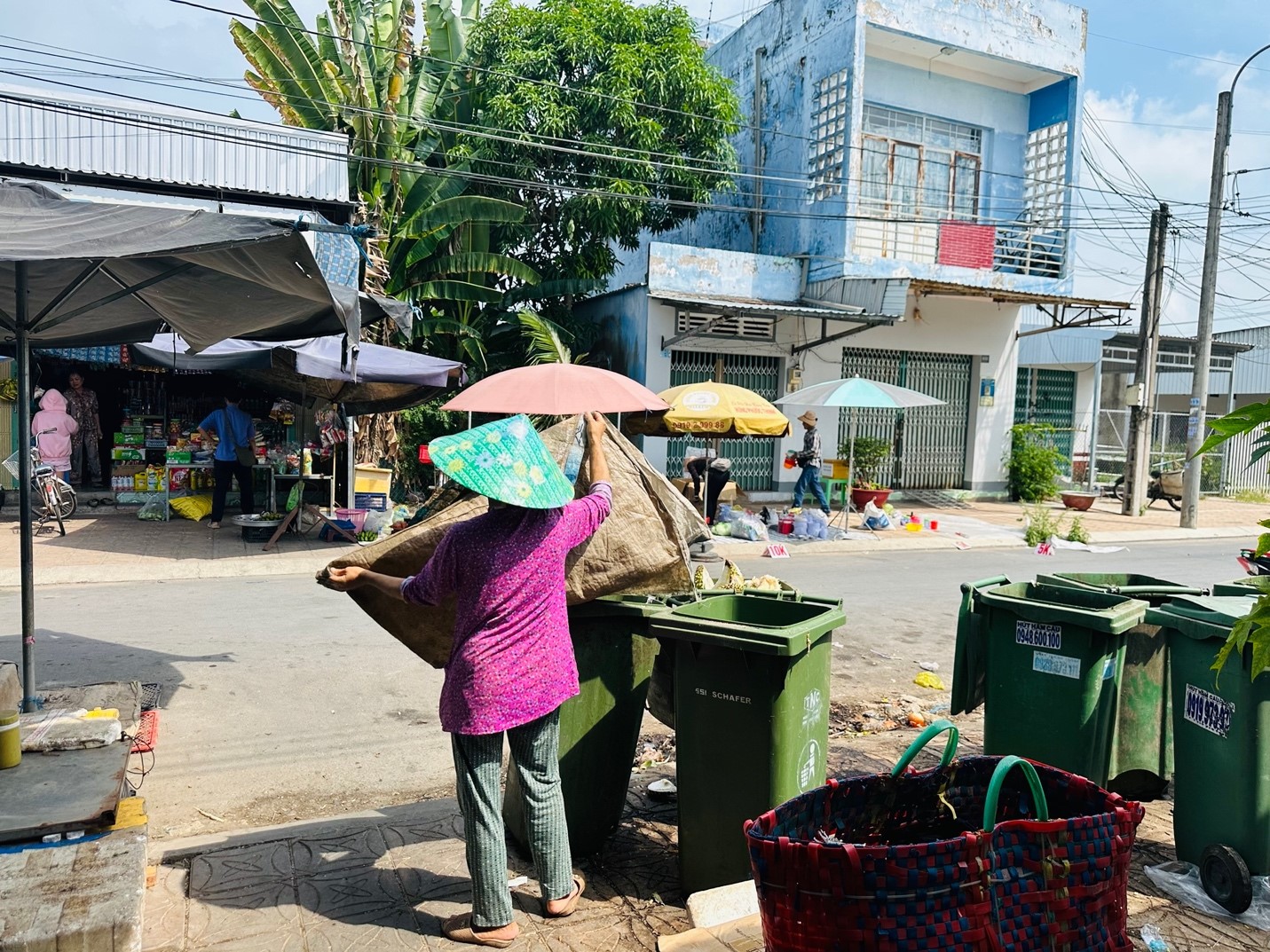 VKSND Khu vực 4 Cần Thơ kiến nghị xử lý ô nhiễm môi trường tại chợ Thạnh Phú thông qua phản ánh QR