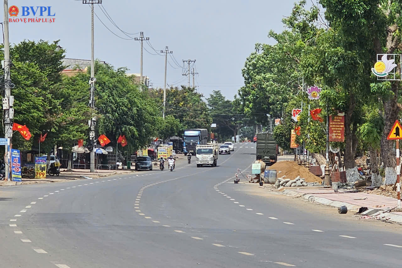 Từ kiến nghị của Viện kiểm sát, chính quyền quyết liệt xử lý lấn chiếm vỉa hè, đất công