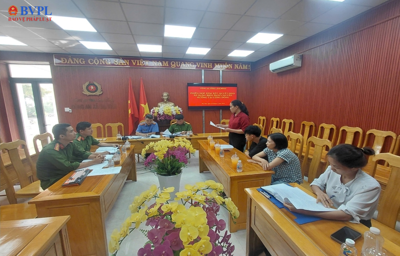 VKSND Khu vực 5 – Lâm Đồng tham gia phiên họp áp dụng biện pháp xử lý chuyển hướng