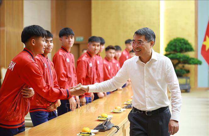 Thủ tướng Lê Minh Hưng Chức vô địch của U17 Việt Nam là khởi đầu cho những mục tiêu cao hơn