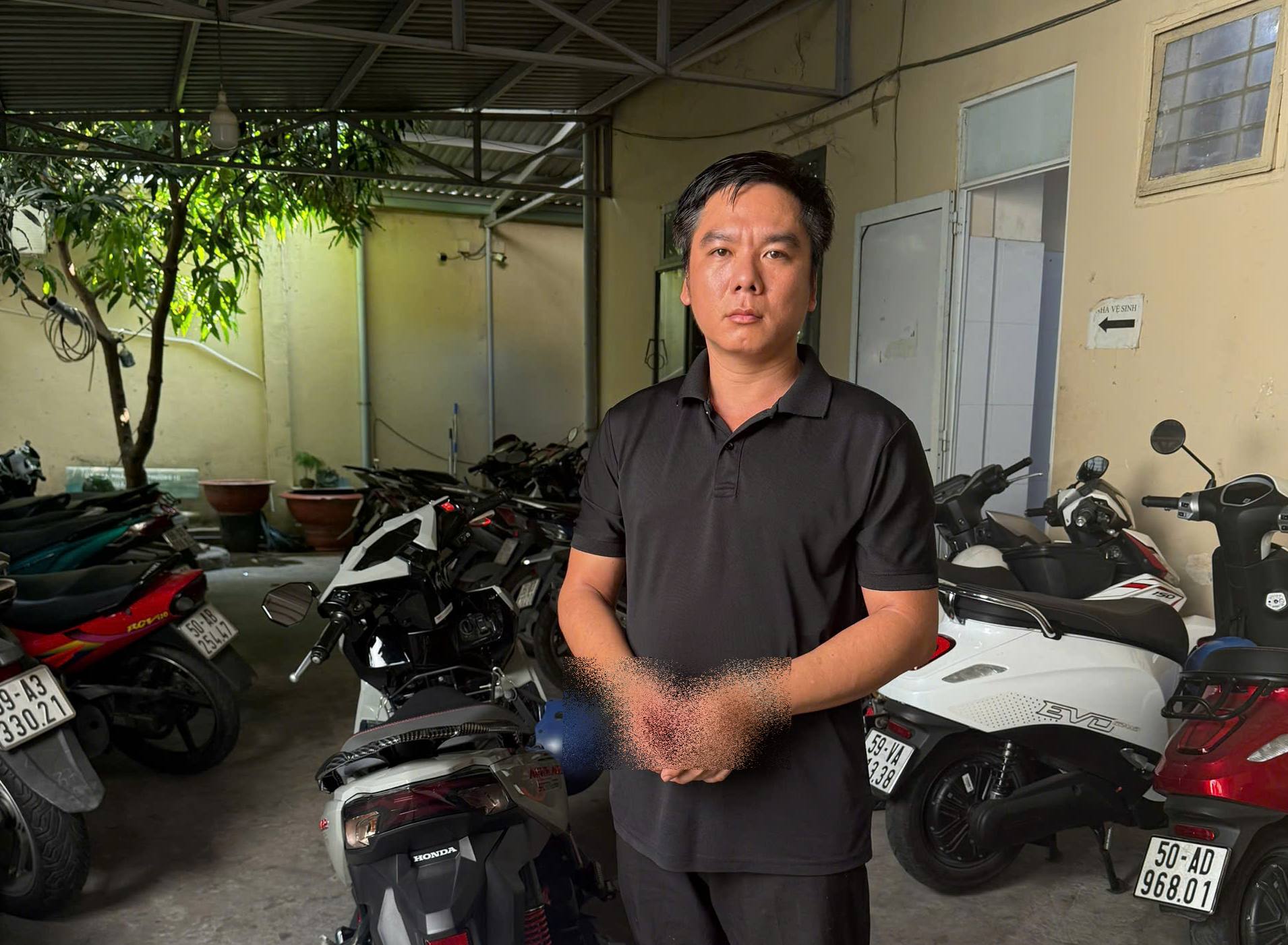 Cướp iPhone rồi “nhờ” tài xế xe công nghệ trả lại cho cô gái