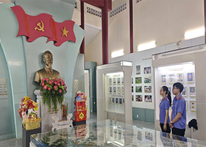 Tuổi trẻ VKSND khu vực 2, TP Đà Nẵng tham gia sinh hoạt chính trị “Câu chuyện hoa lửa”