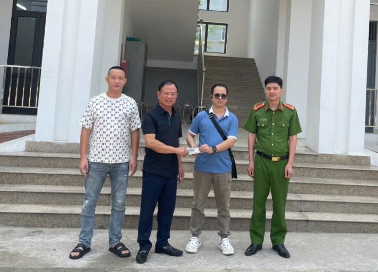 Hỗ trợ hoàn trả 250 triệu đồng chuyển nhầm qua tài khoản