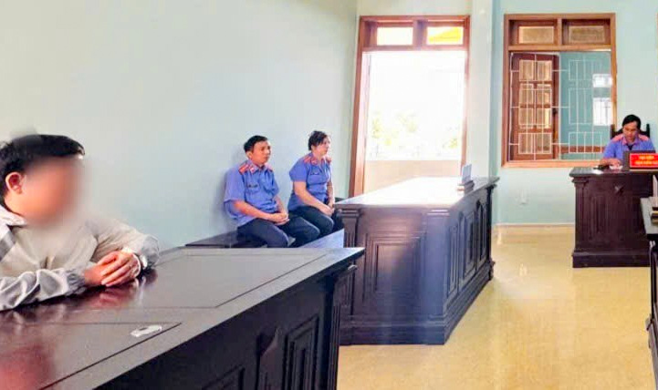 VKSND khu vực 8, tỉnh Quảng Ngãi kiểm sát phiên họp đưa người nghiện vào cơ sở cai nghiện bắt buộc
