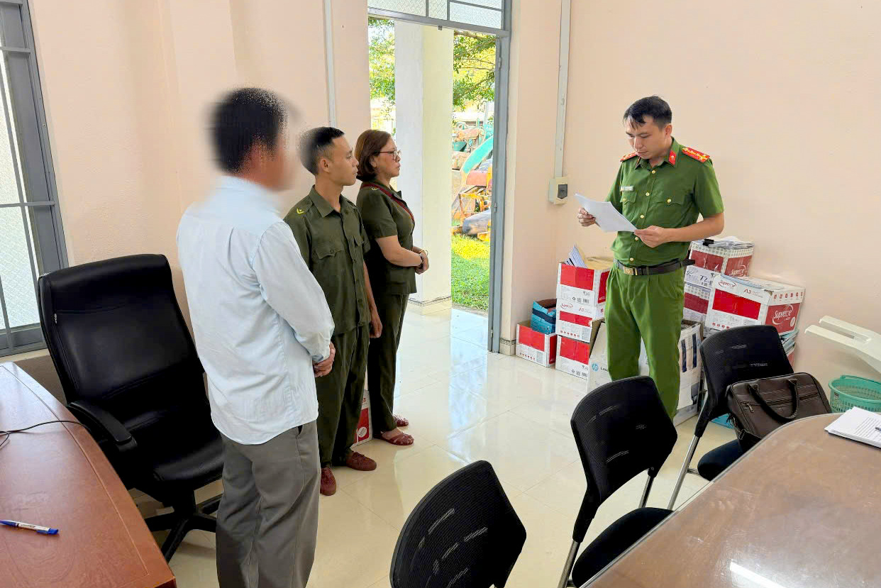 Khởi tố 2 bị can mua bán trái phép hóa đơn tại Quảng Ngãi