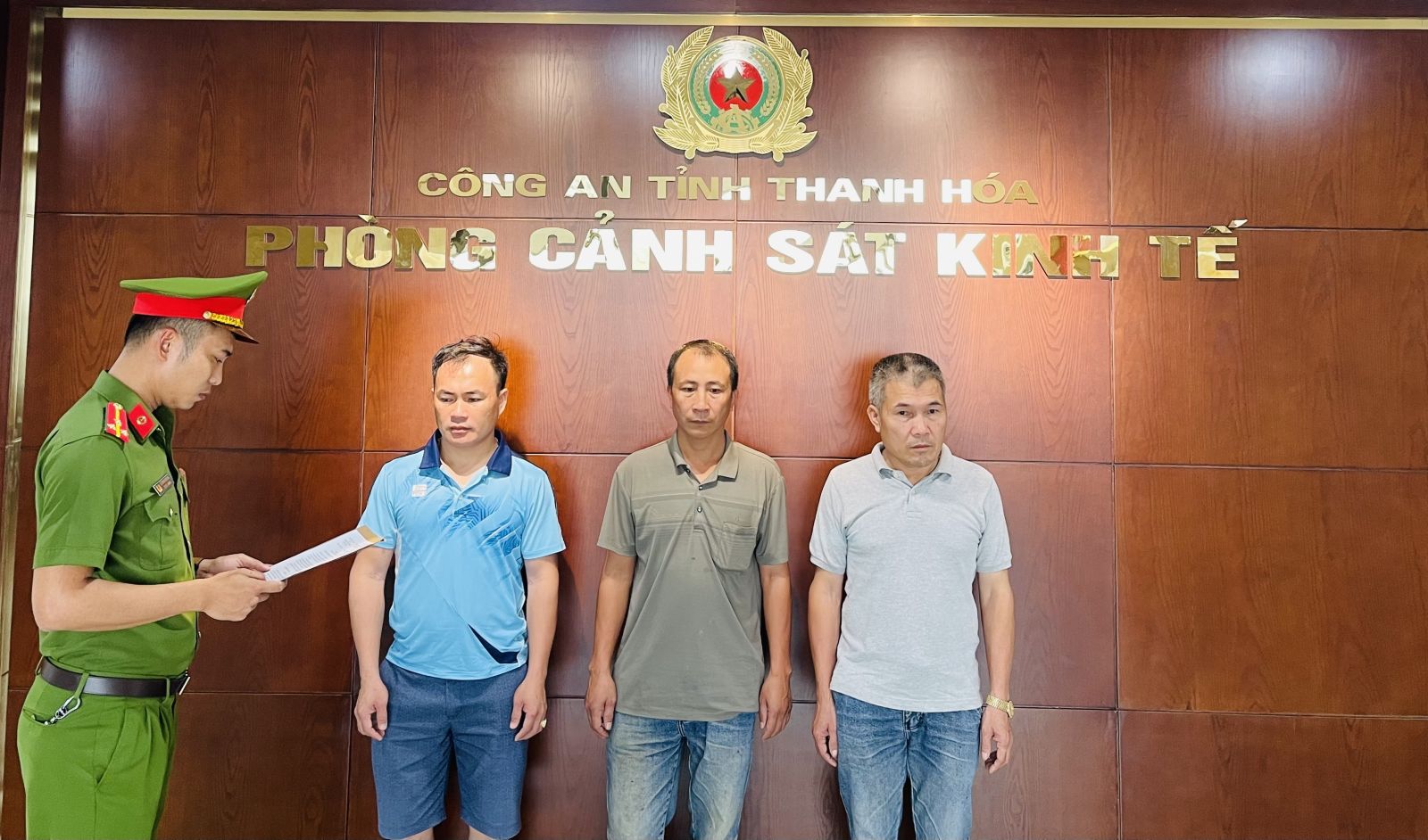 Thanh Hóa Khởi tố 3 đối tượng khai thác tài nguyên trái phép