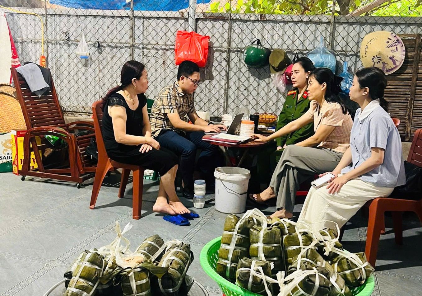 Phát hiện cơ sở sản xuất giò lợn có sử dụng chất cấm