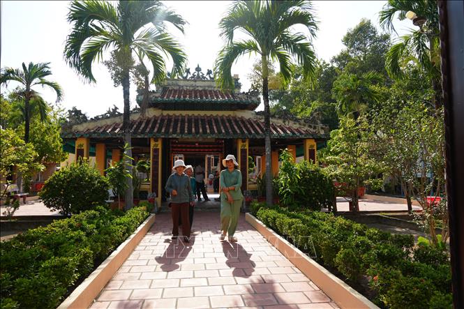 Du lịch miền Tây bứt phá dịp nghỉ lễ