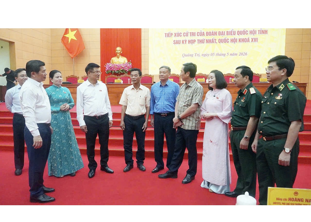 Viện trưởng Nguyễn Huy Tiến cùng Đoàn đại biểu Quốc hội tỉnh Quảng Trị tiếp xúc cử tri sau Kỳ họp thứ Nhất, Quốc hội khóa XVI
