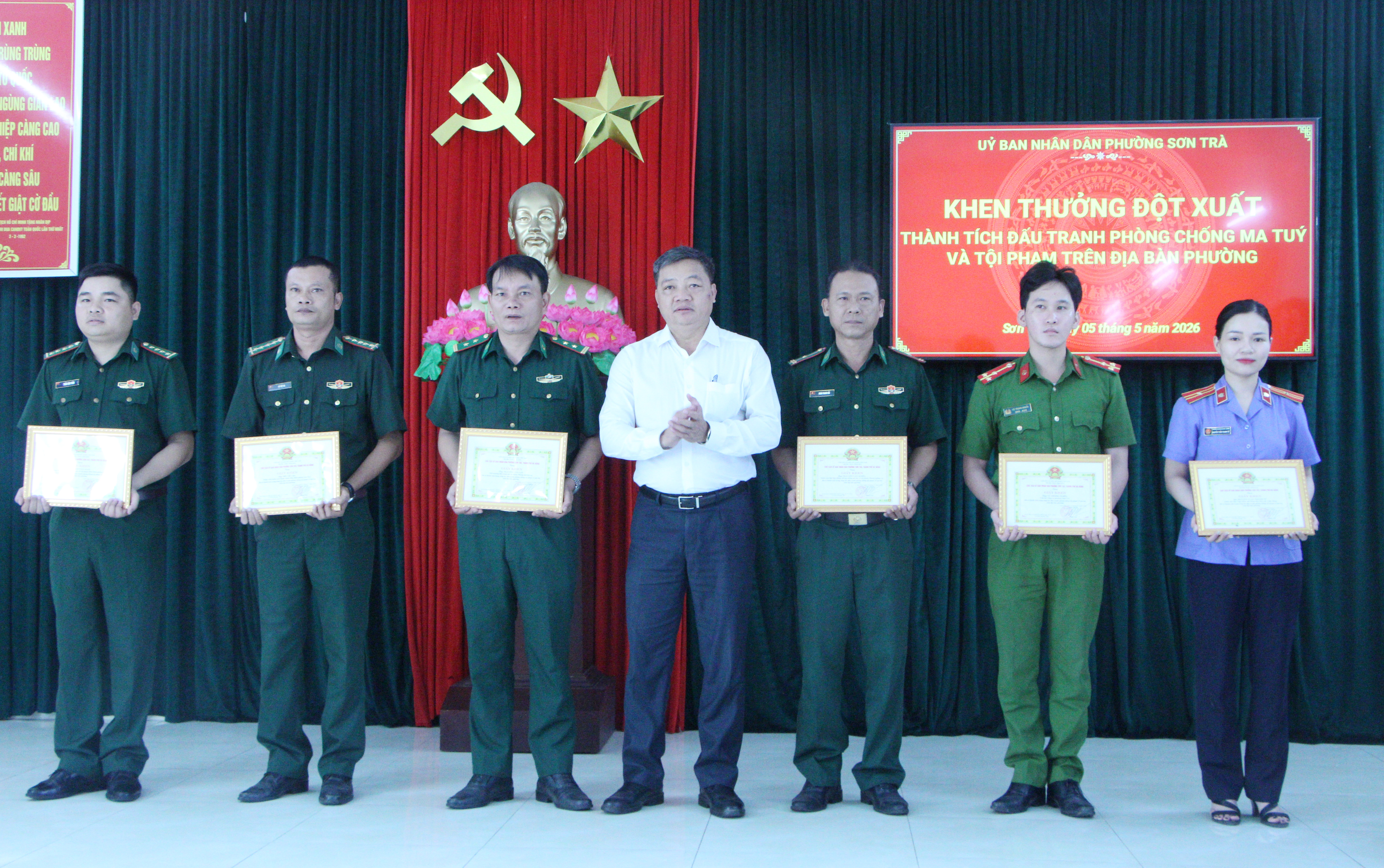Kiểm sát viên VKSND khu vực 2, TP Đà Nẵng được biểu dương, khen thưởng