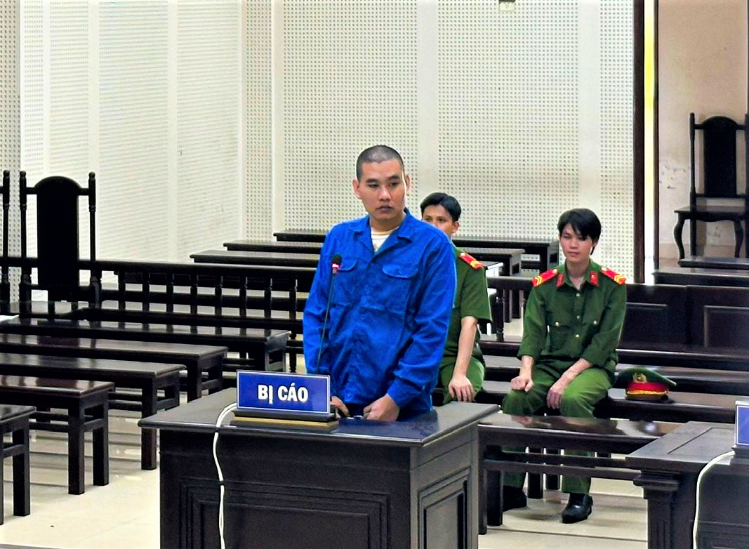 Thuê ô tô tự lái rồi mang đi cầm cố, bị cáo lĩnh 13 năm tù