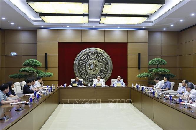 Chủ tịch Quốc hội Tổng rà soát hệ thống văn bản quy phạm pháp luật phải bảo đảm đúng, trúng, thực chất