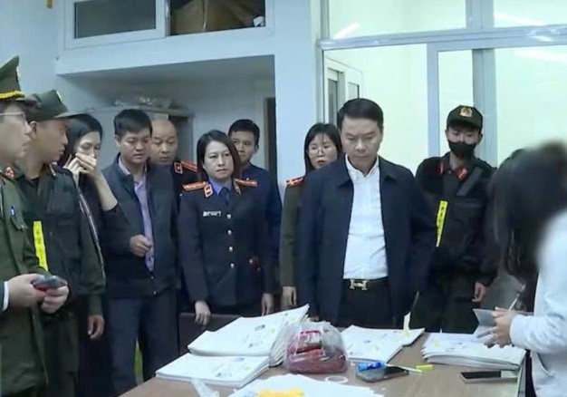 Triệt phá đường dây lừa đảo thi, cấp chứng chỉ tiếng Anh, thu lời bất chính gần 200 tỉ đồng
