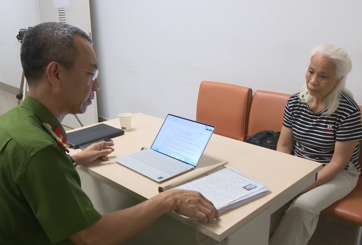 Bắt đối tượng truy nã sau gần 20 năm lẩn trốn ở nước ngoài