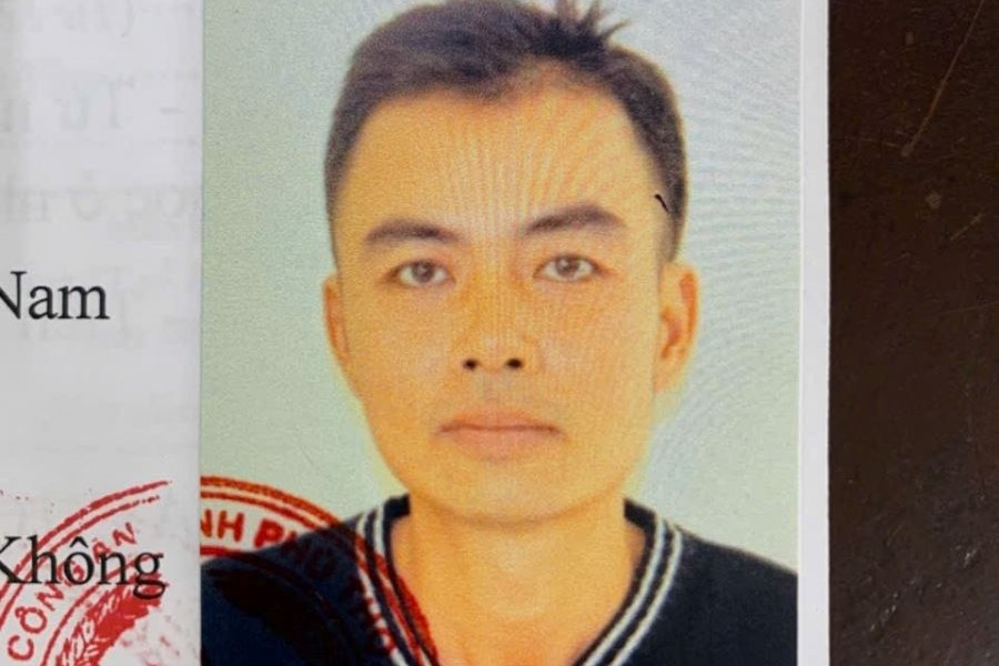 Bắt tạm giam người cha bạo hành con trai 7 tuổi gây thương tích 36