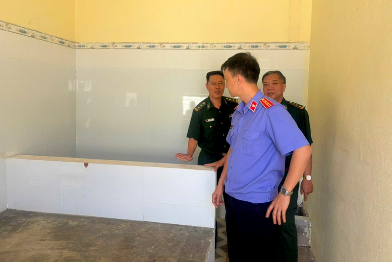 VKSND khu vực 11, Quảng Ngãi trực tiếp kiểm sát việc bắt, tạm giữ tại Đồn Biên phòng