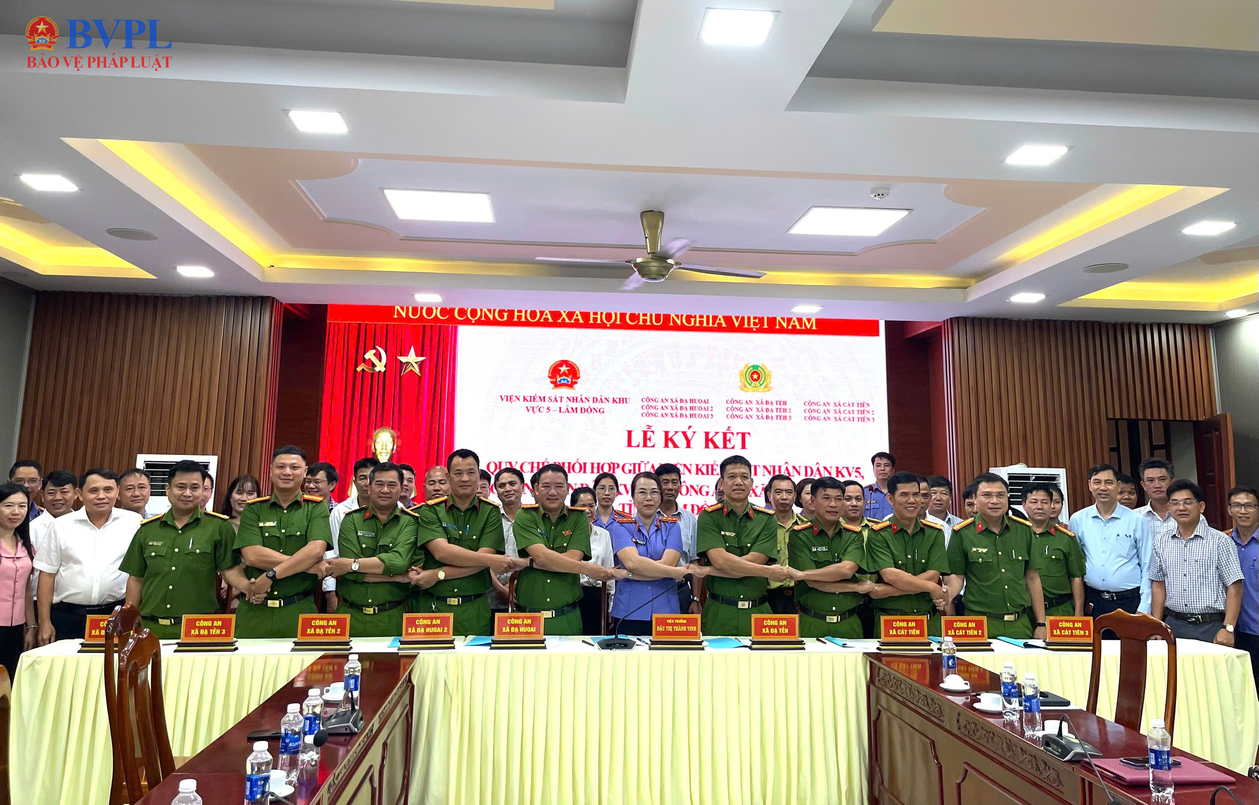 VKSND Khu vực 5 – Lâm Đồng ký kết quy chế phối hợp với TAND, UBND và Công an 9 xã