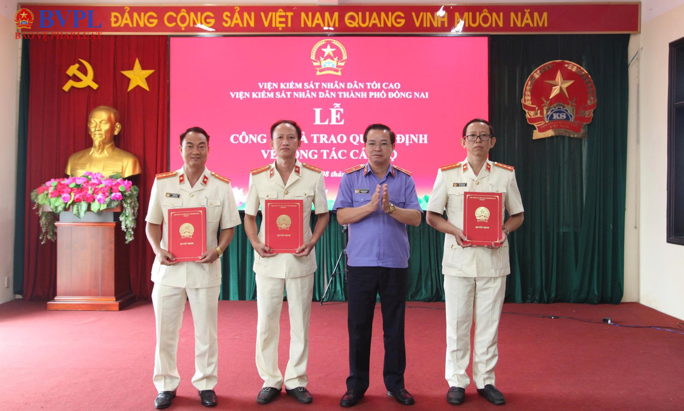 VKSND thành phố Đồng Nai tổ chức Lễ công bố và trao Quyết định về công tác cán bộ