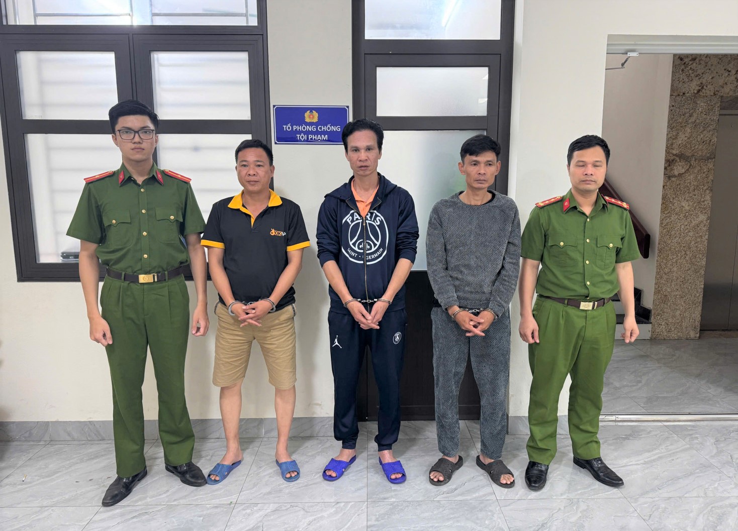 Từ kết quả xét nghiệm, lần ra đường dây mua bán, tổ chức sử dụng ma túy