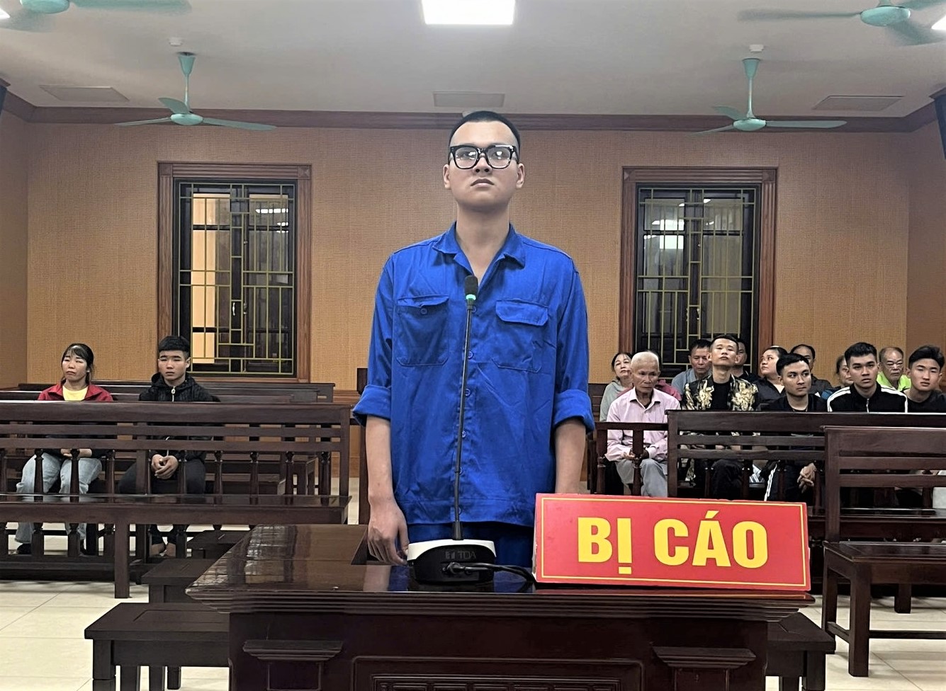 Bán “ma túy tinh dầu cần sa”, nam thanh niên lĩnh 36 tháng tù