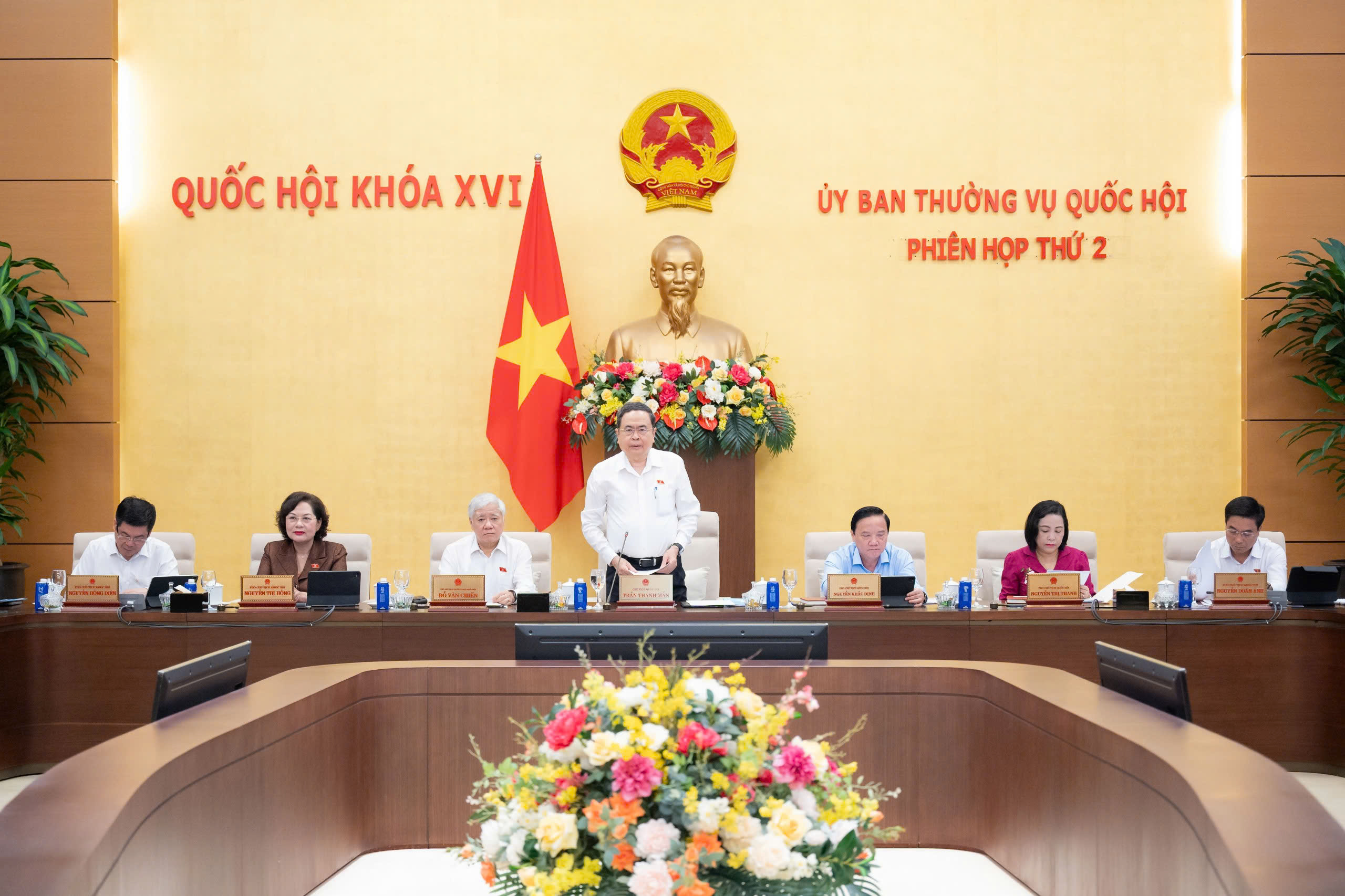 Chủ tịch Quốc hội Luật, nghị quyết có hiệu lực thì phải thực hiện được ngay trong thực tế