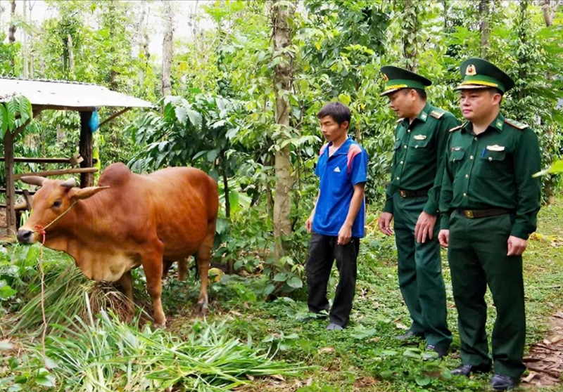 Bộ đội Biên phòng Lâm Đồng đồng hành xây dựng diện mạo mới nơi biên giới