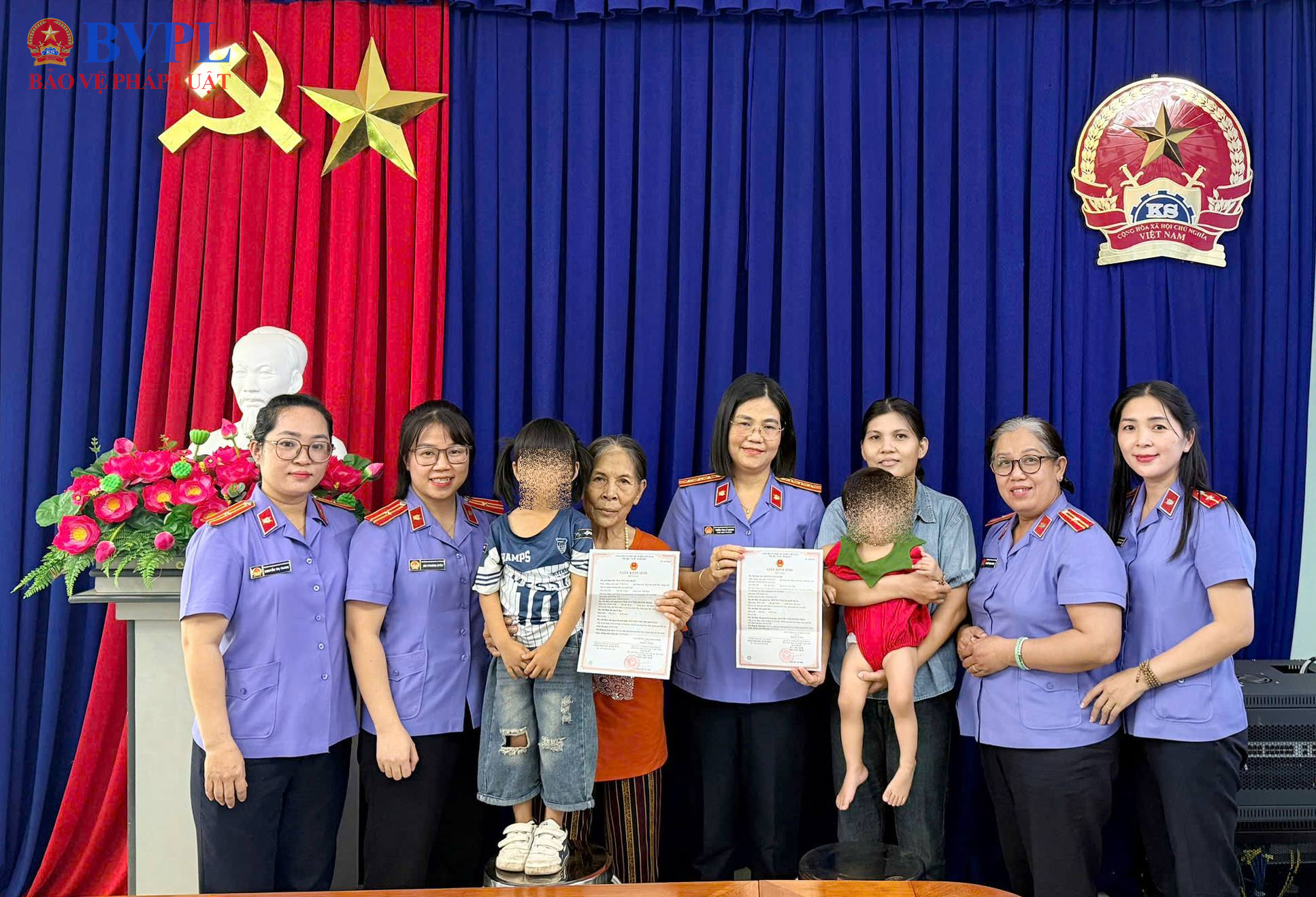 VKSND Khu vực 16 TP Hồ Chí Minh kiến nghị cấp giấy khai sinh cho hai trẻ em là con của bị can