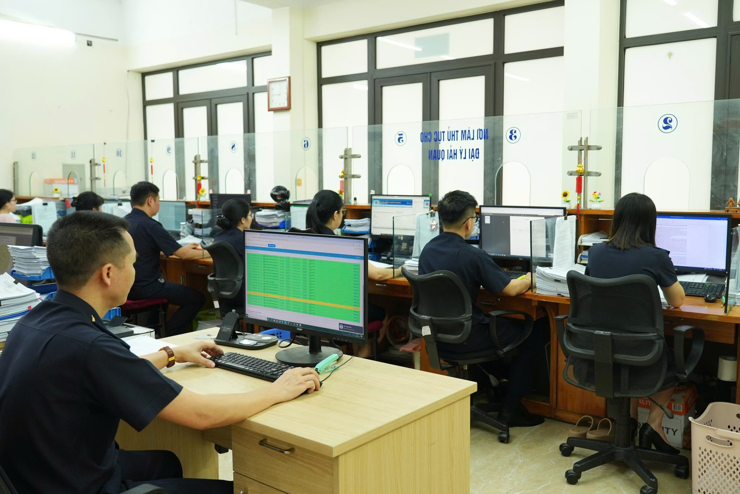 Thí điểm mô hình thông quan tập trung Giảm thủ tục, tăng minh bạch